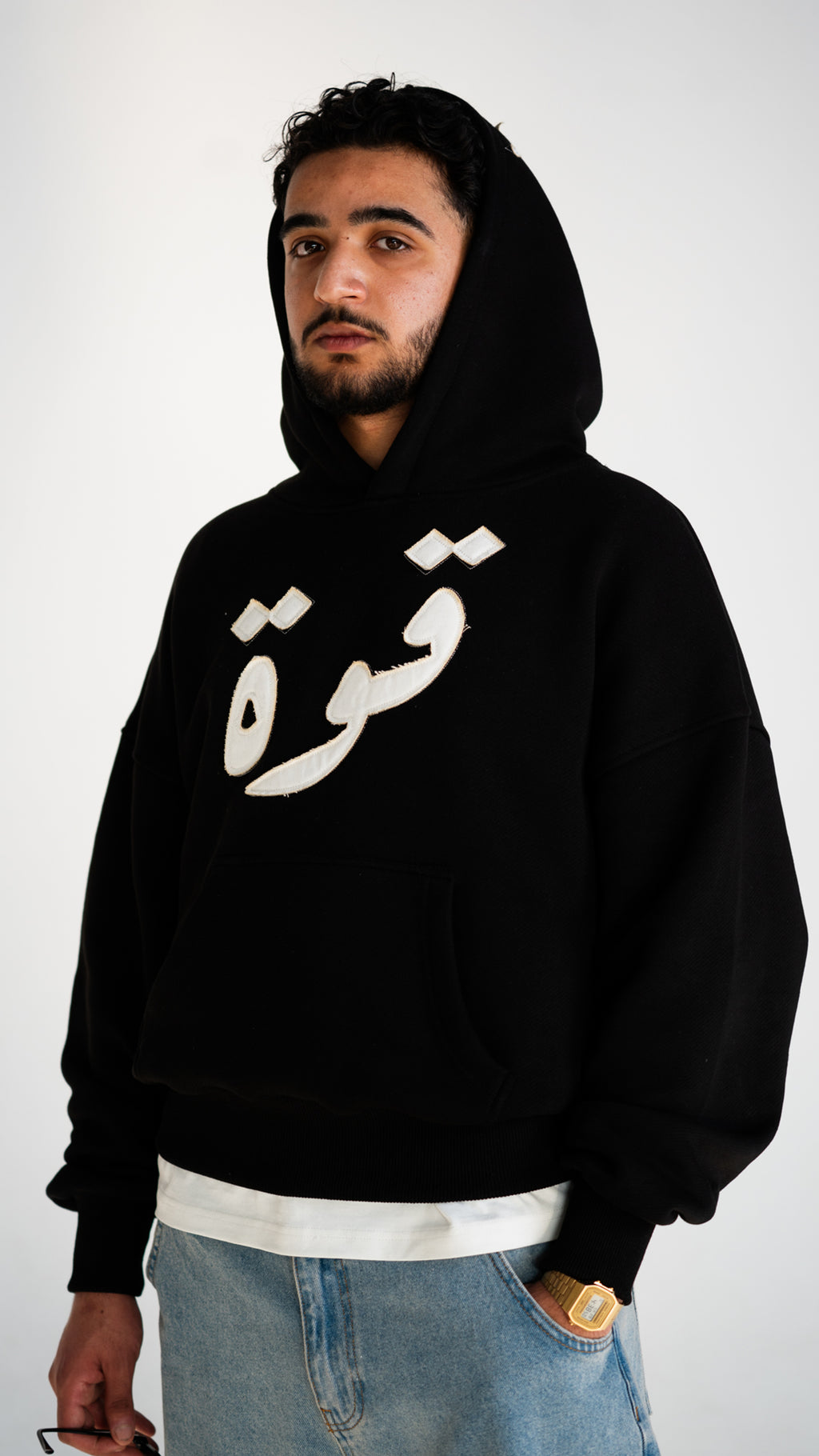 Boxy Schnitt Hoodie - Black with White "قوة" Fabric Stitching